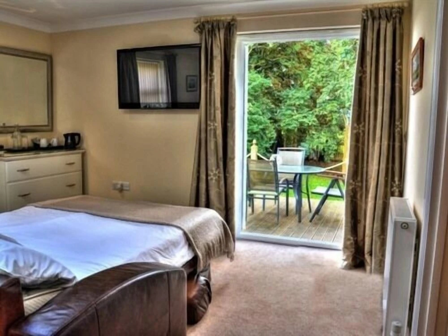 The White Horse View B&B