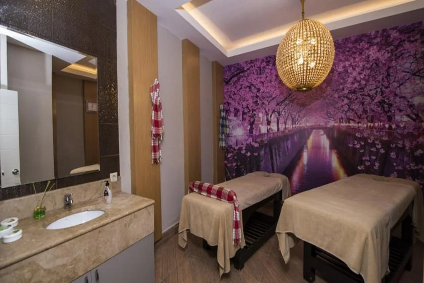 Palm World Resort & Spa Side - All Inclusive