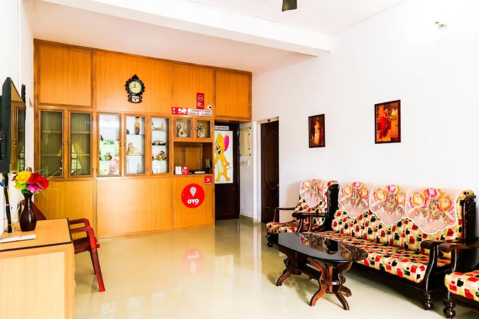 OYO 5517 Home Stay Grand Exotica Villa