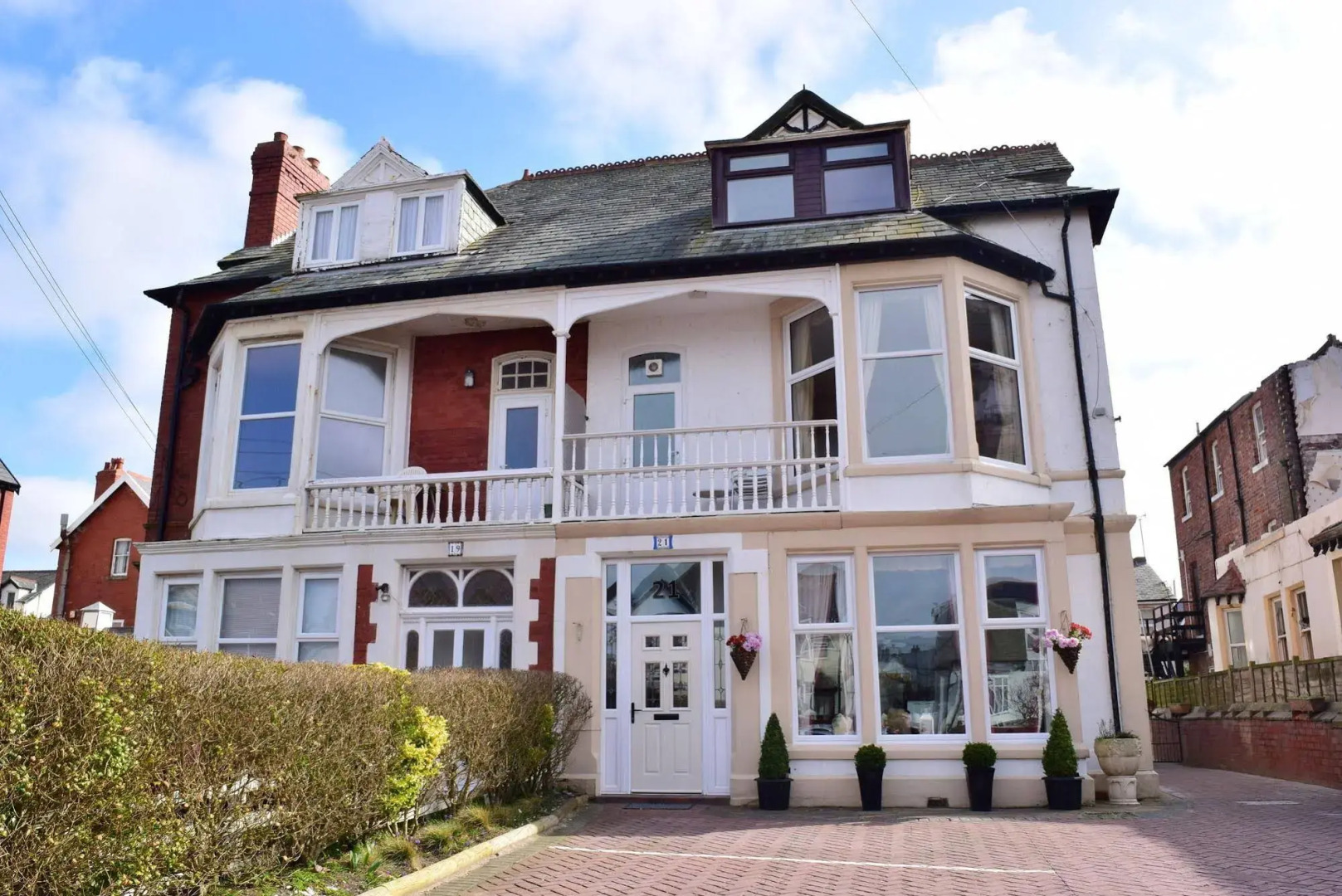 Chymes Holiday Flats