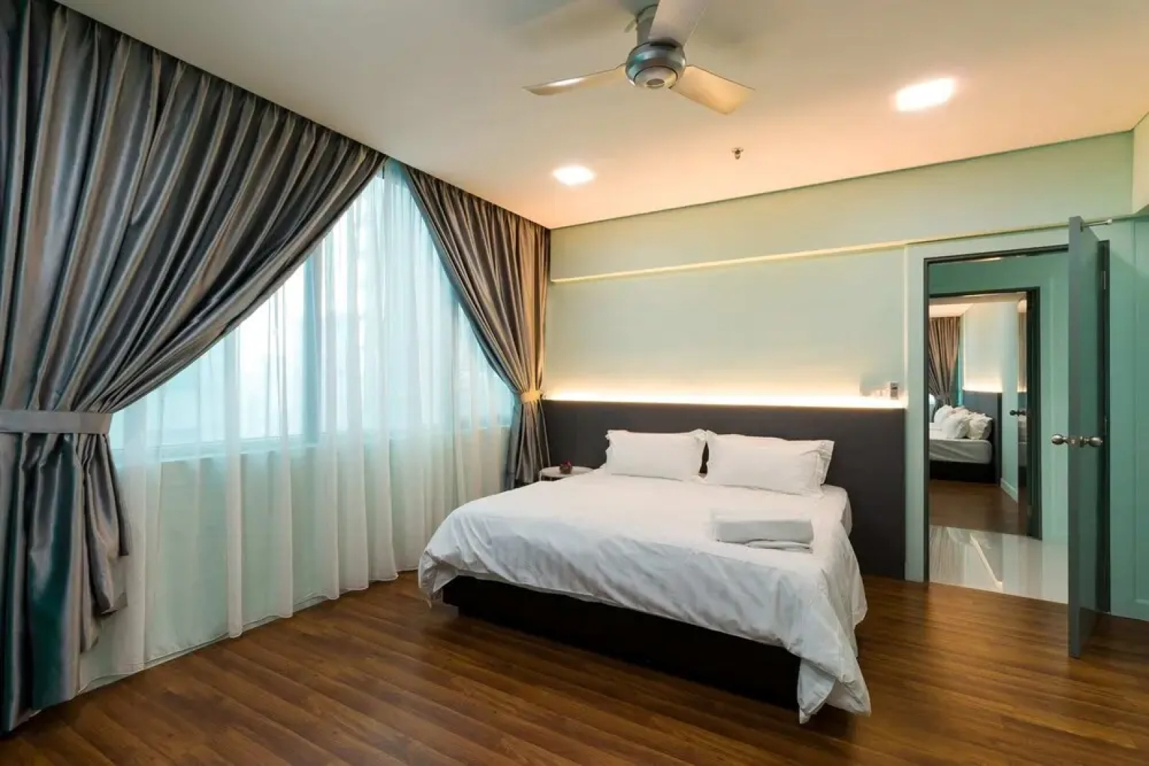 Spacious Condo for 6 in KL City Center
