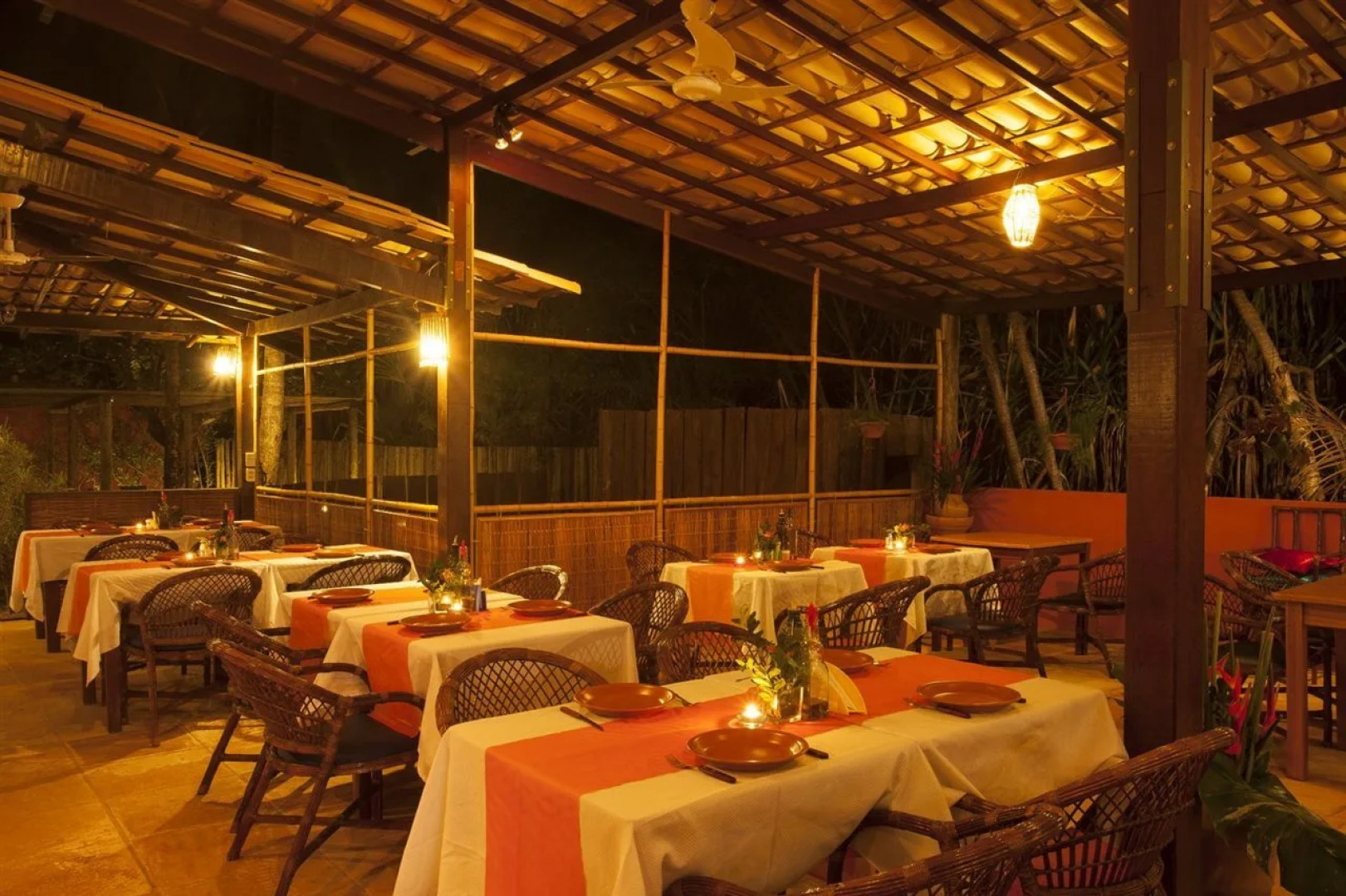 Pousada Praia das Ondas - Pe  na areia