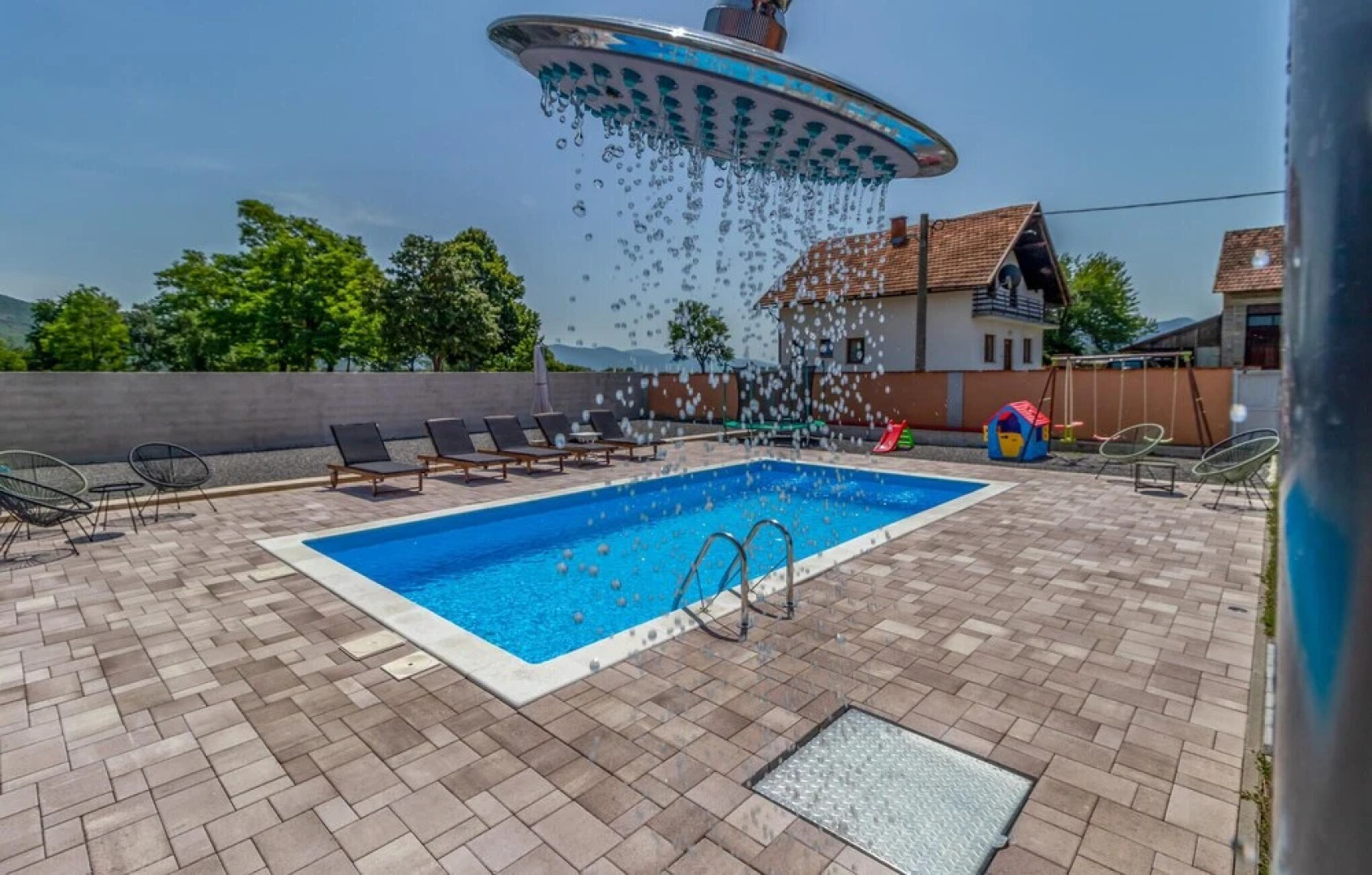 Beautiful Home in Otocac With 3 Bedrooms, Wifi and Outdoor Swimming Pool