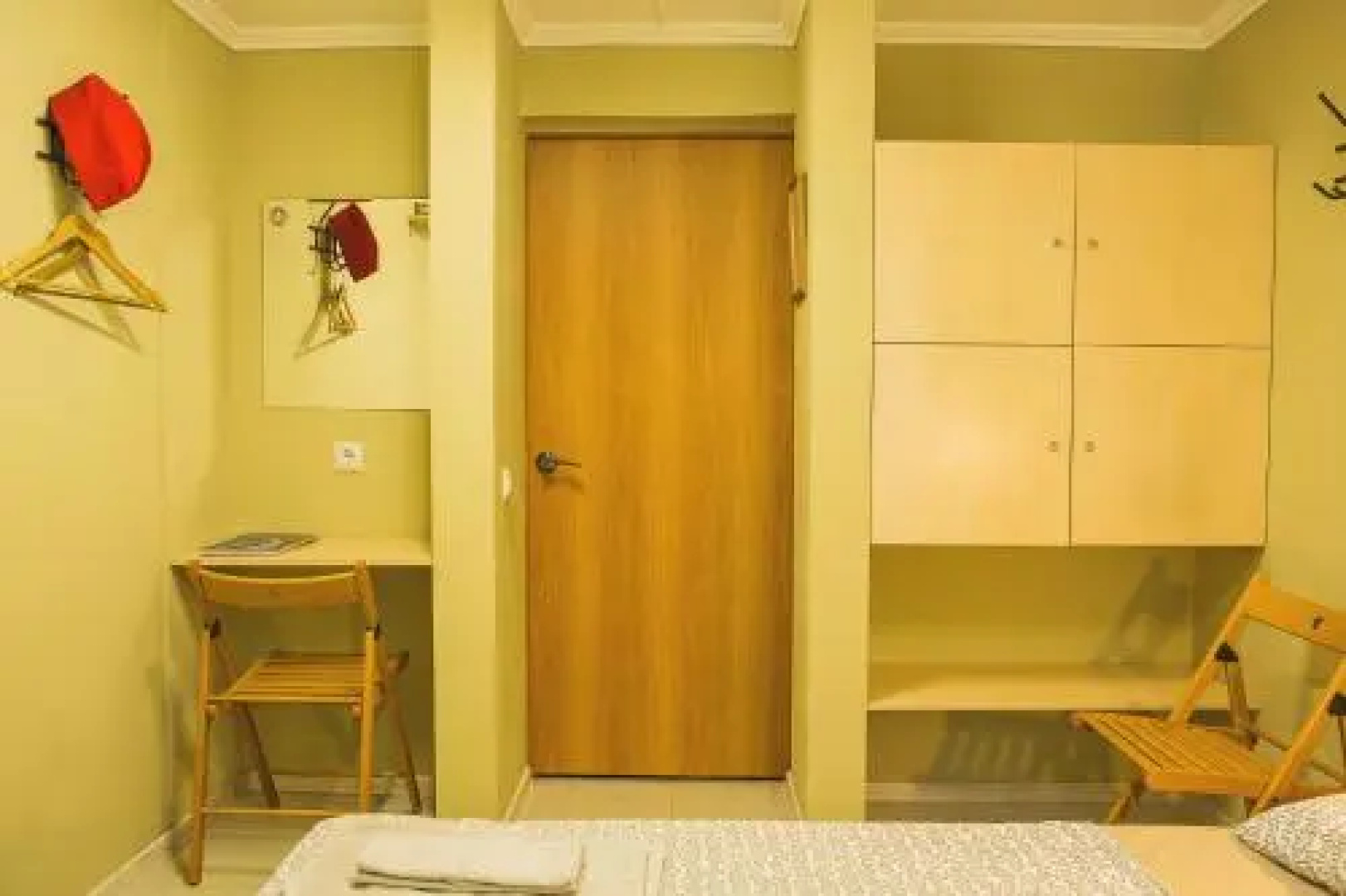 Mini-Hotel At Grandfather Lenin's
