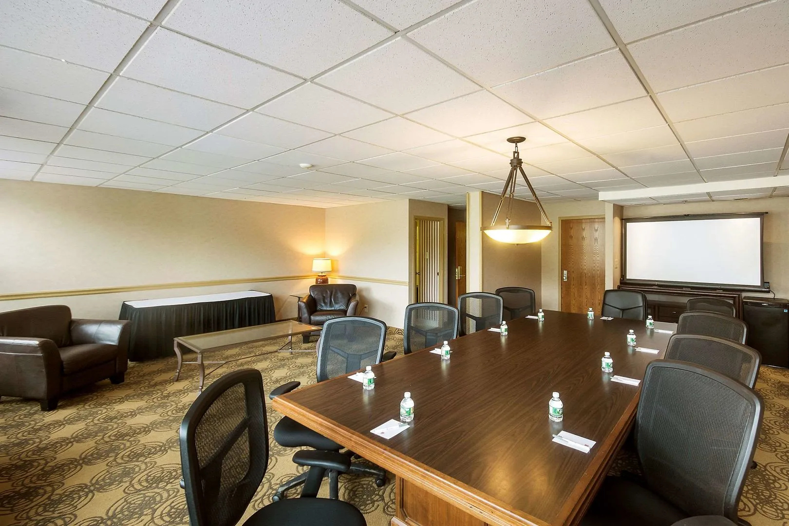 Chester Hotel & Conference Center