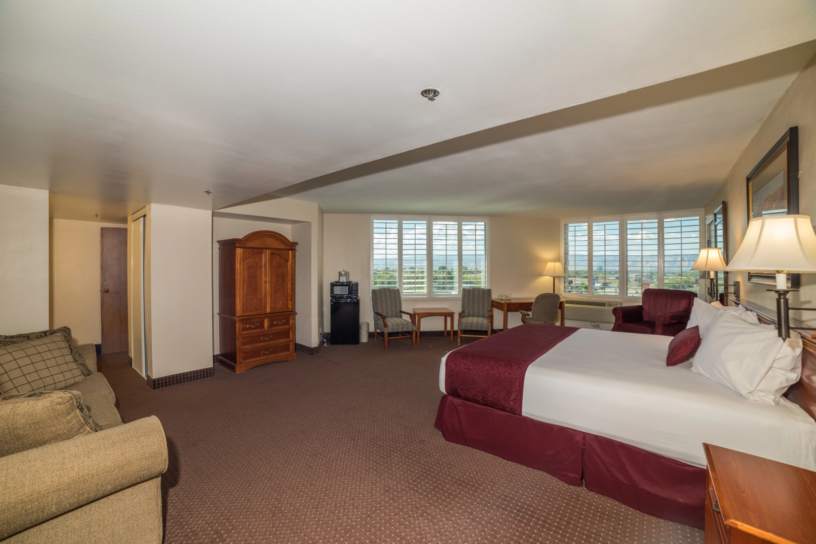 Grand Vista Hotel