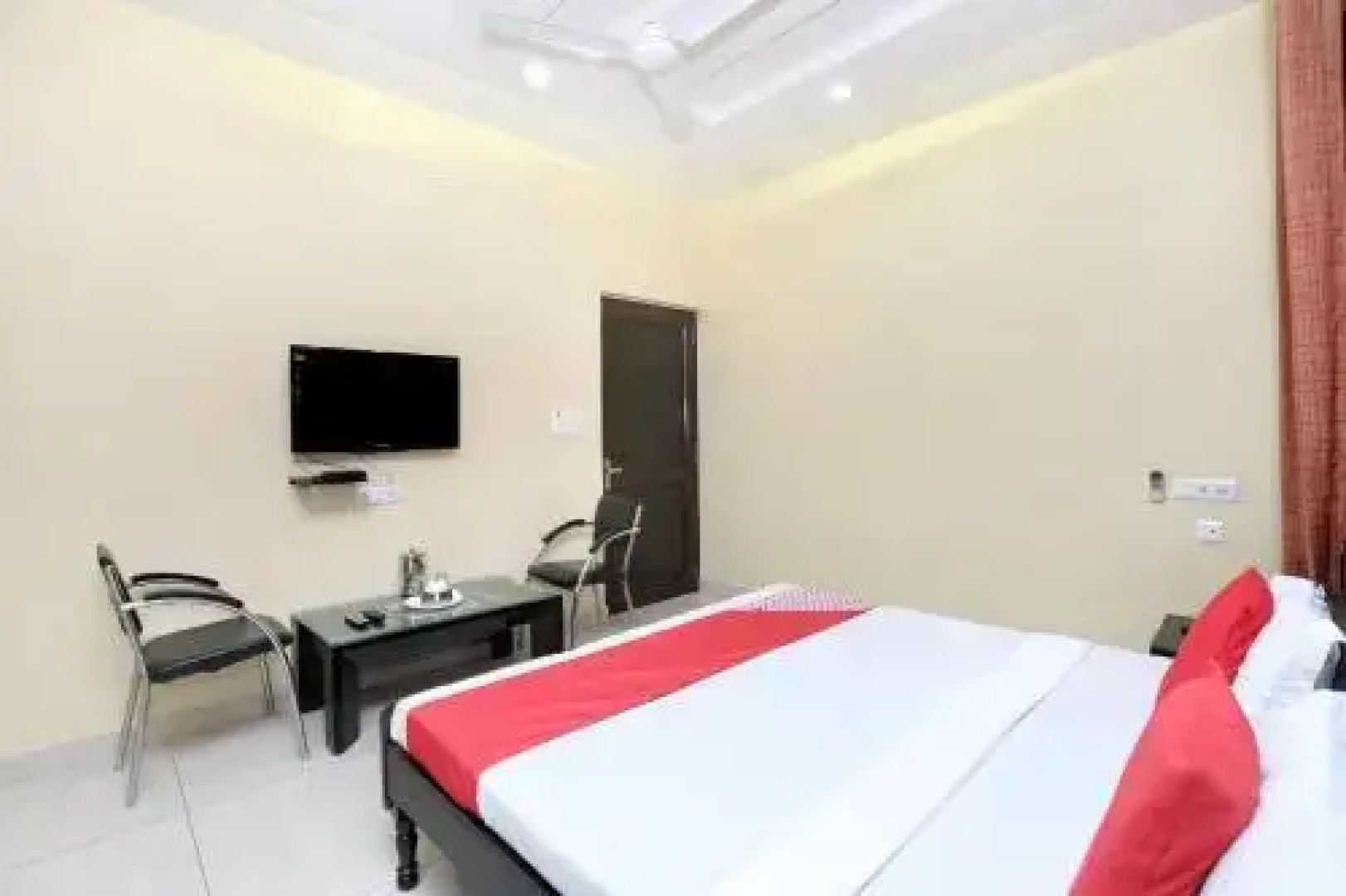 Raj Mahal Motel