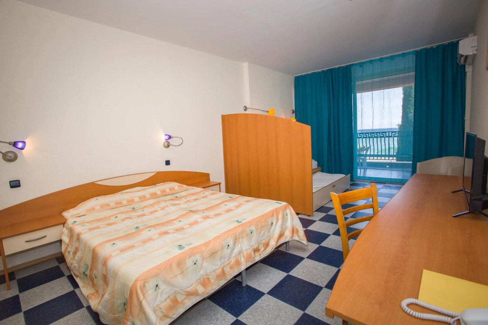 Royal Bay Hotel – All Inclusive