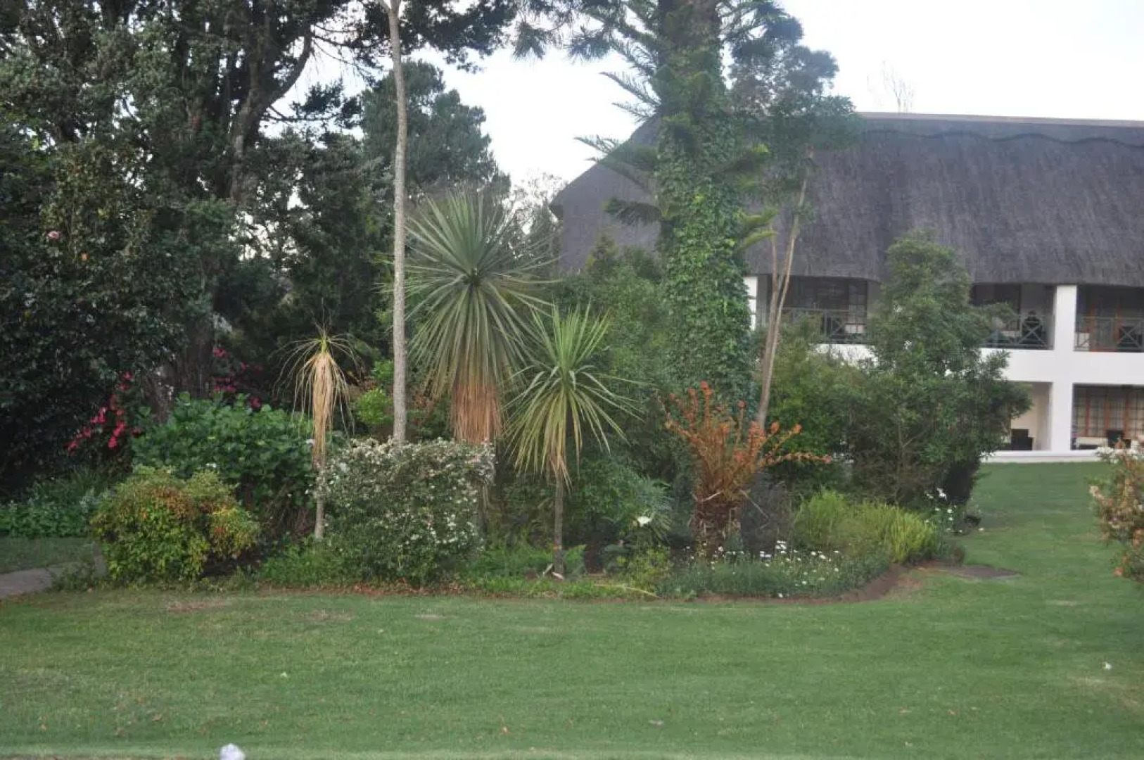 Champagne Castle Hotel