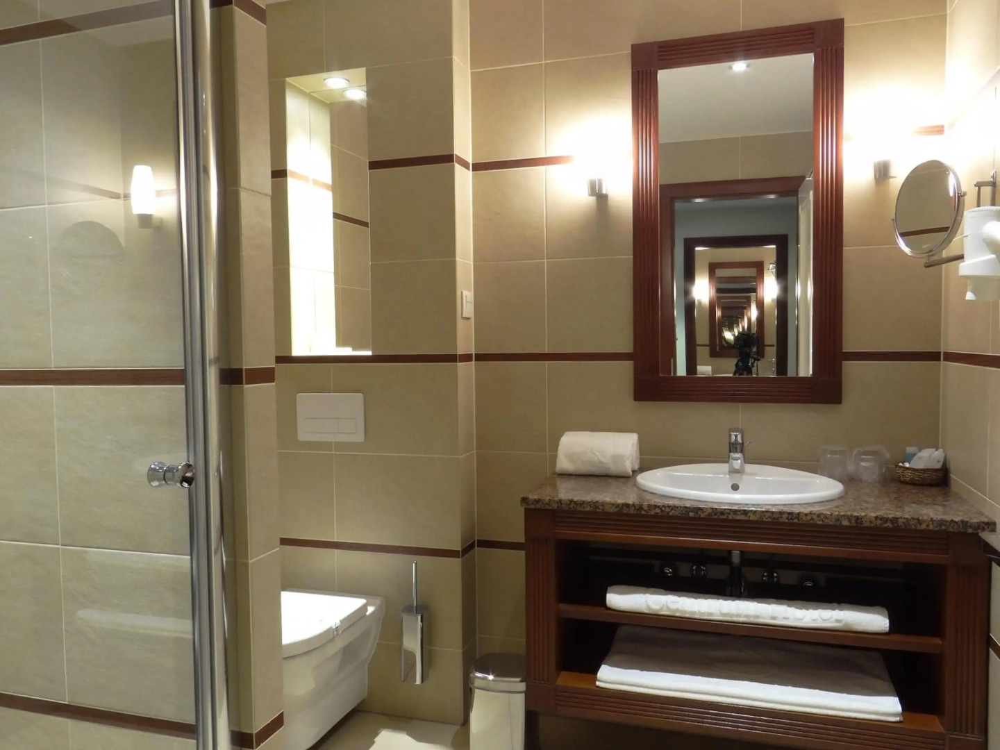 Centrum Hotel Superior