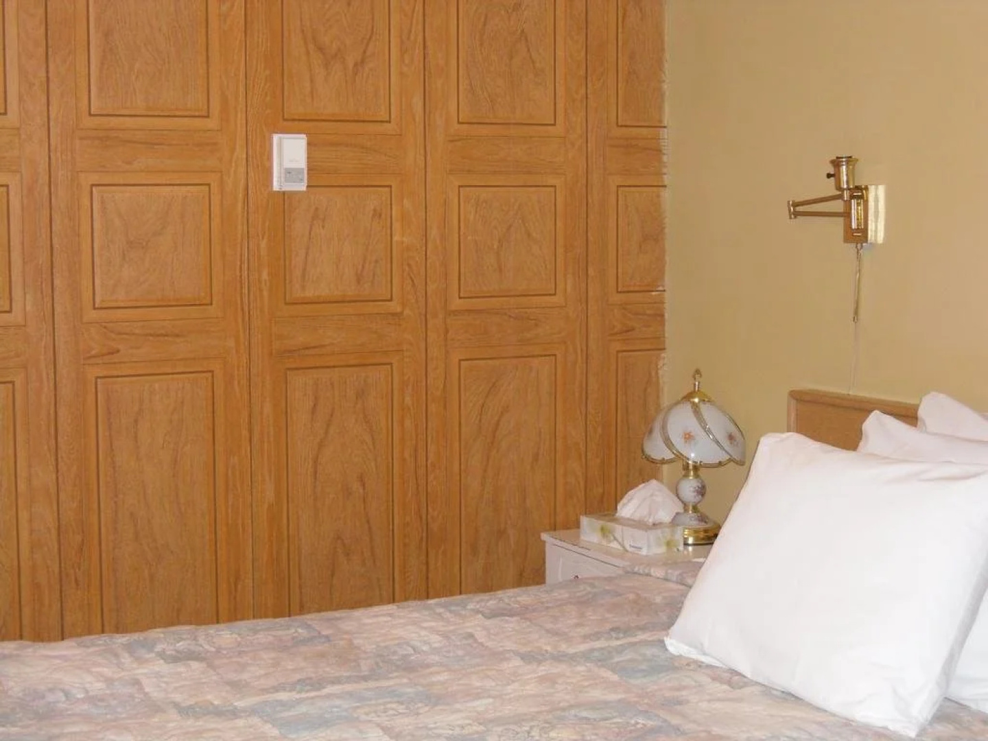Hotel Bethel - Fort MacLeod, AB