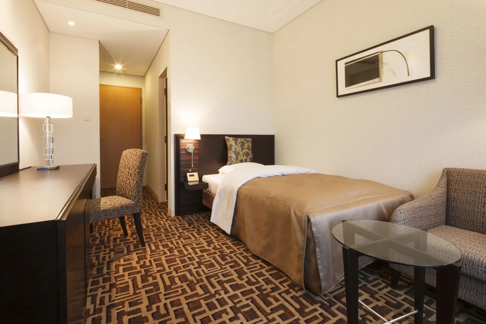 Okura Chiba Hotel