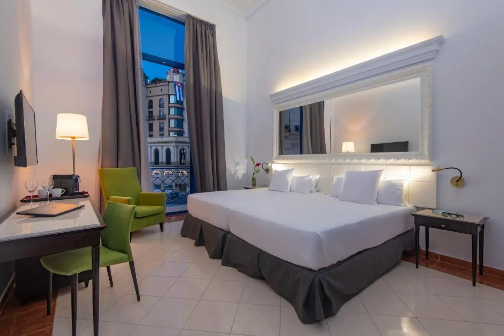 Telégrafo Axel Hotel La Habana