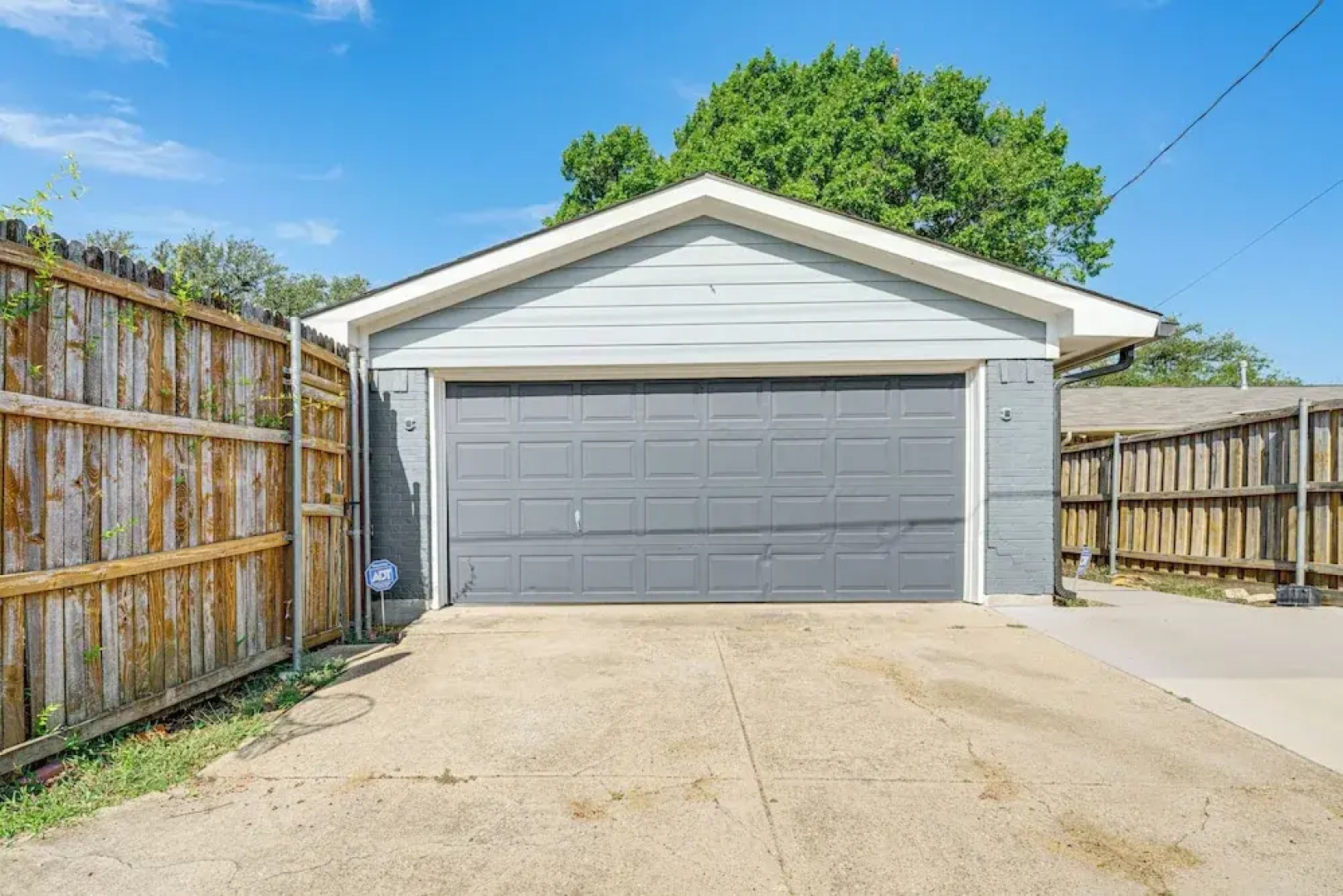 Texas Home w/ Yard: 2 Mi to Prairie Creek Park