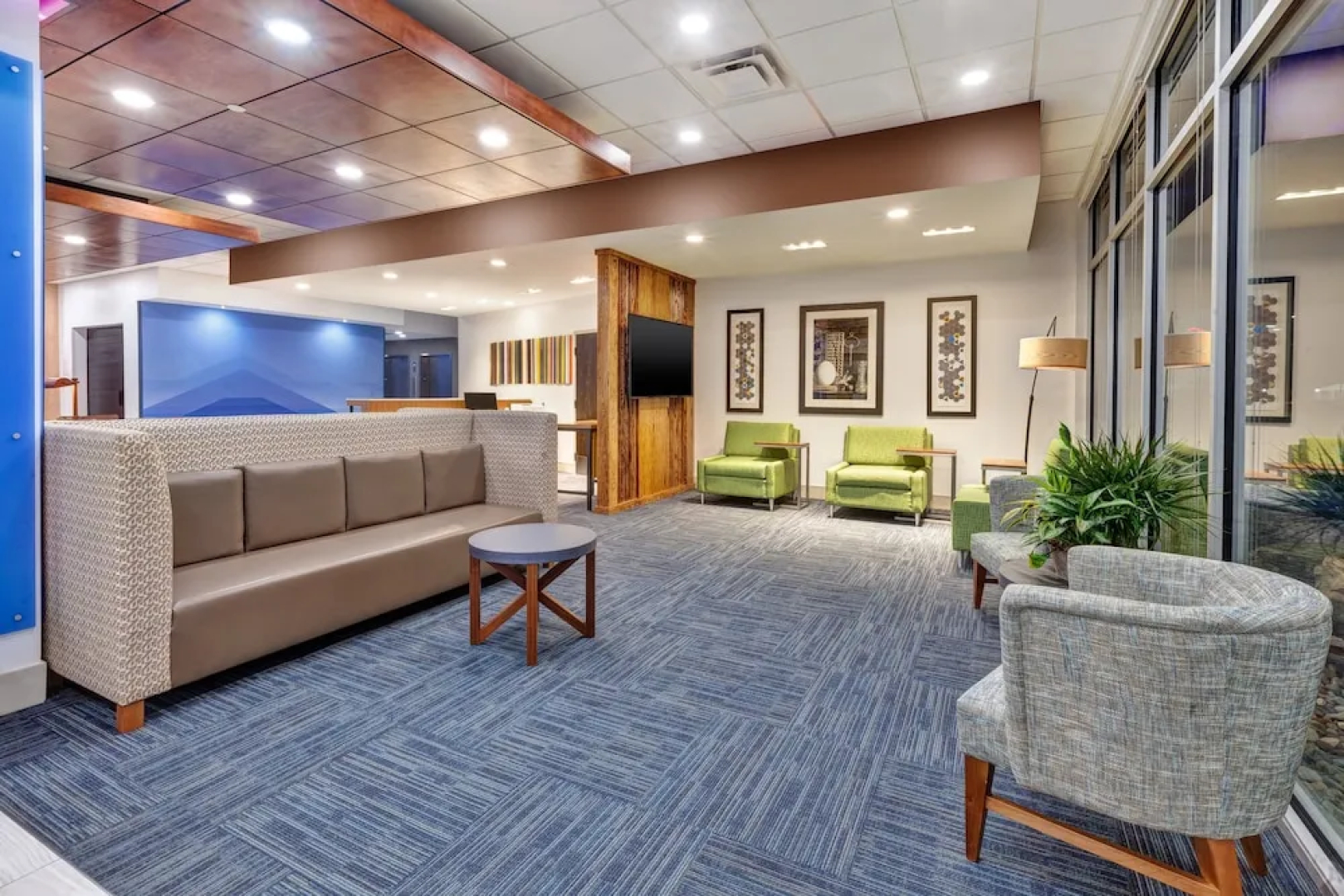 Holiday Inn Express & Suites MILAN – SANDUSKY AREA by IHG