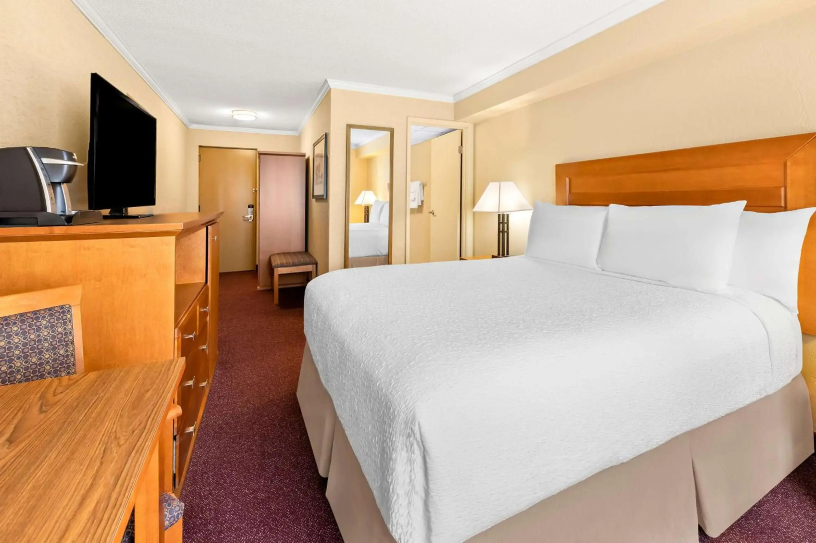 Best Western Plus Nor' Wester Hotel & Conference Centre