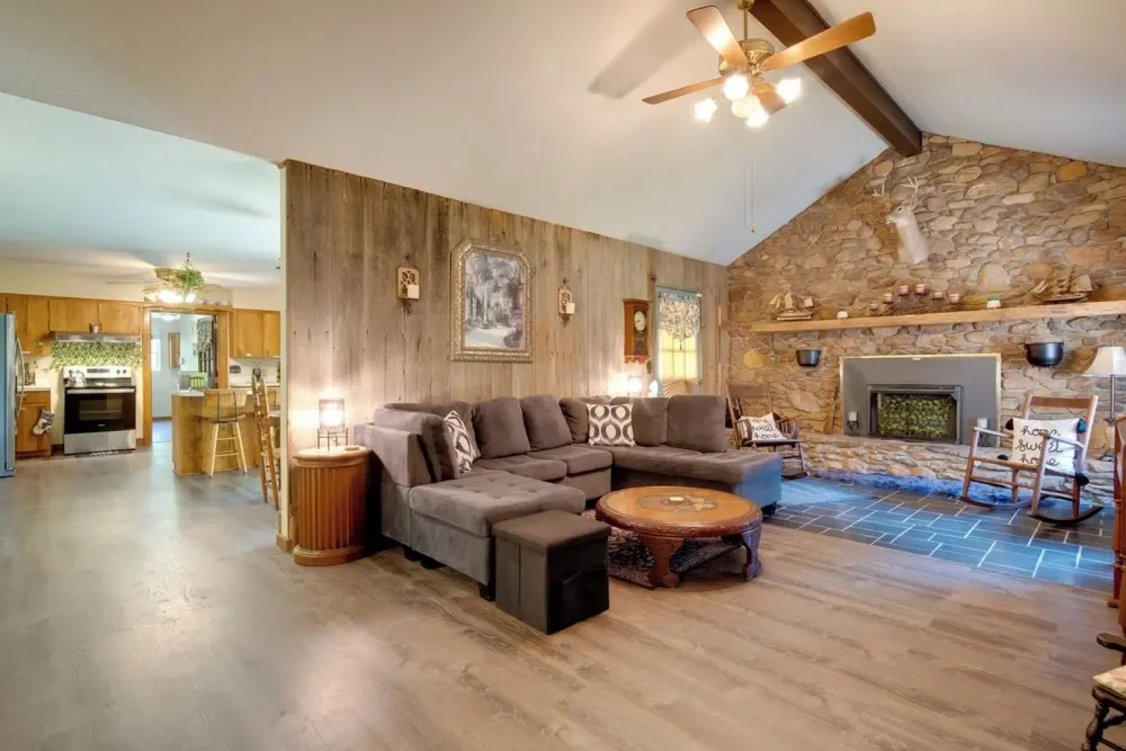 11 Mi to Asheville: Scenic Retreat w/ Game Room