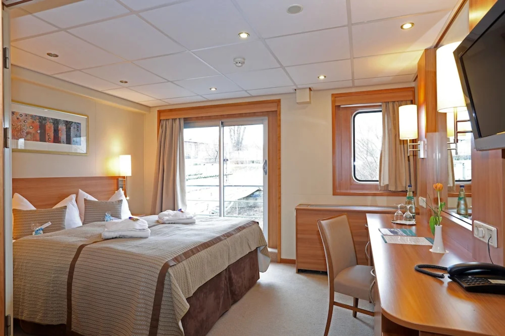 Hotelkabinenschiff Junker Jörg