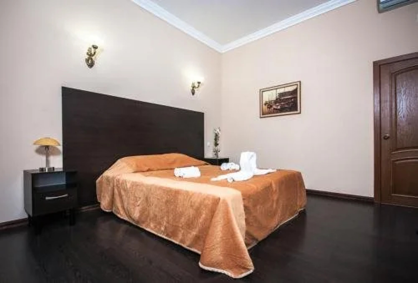 Отель Адмирал