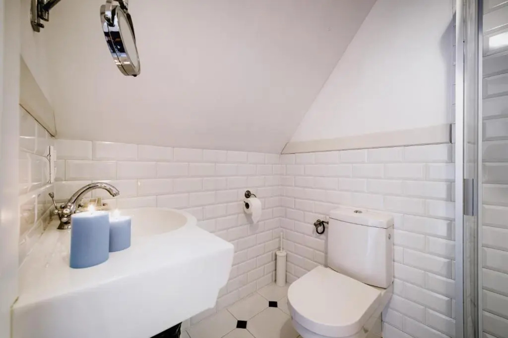 Stare Sady Chillout Rooms "Pod Jabłoniami"