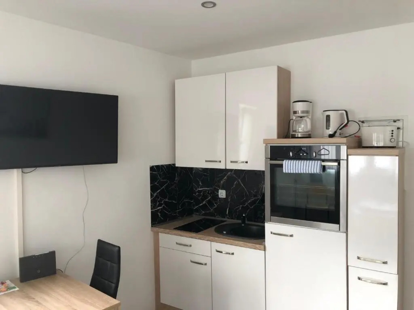 Kraichgau # 1-Zkd Mit Ebk, Modern Und Barrierefrei, Monteurzimmer, Self-Check-In (Adults Only)