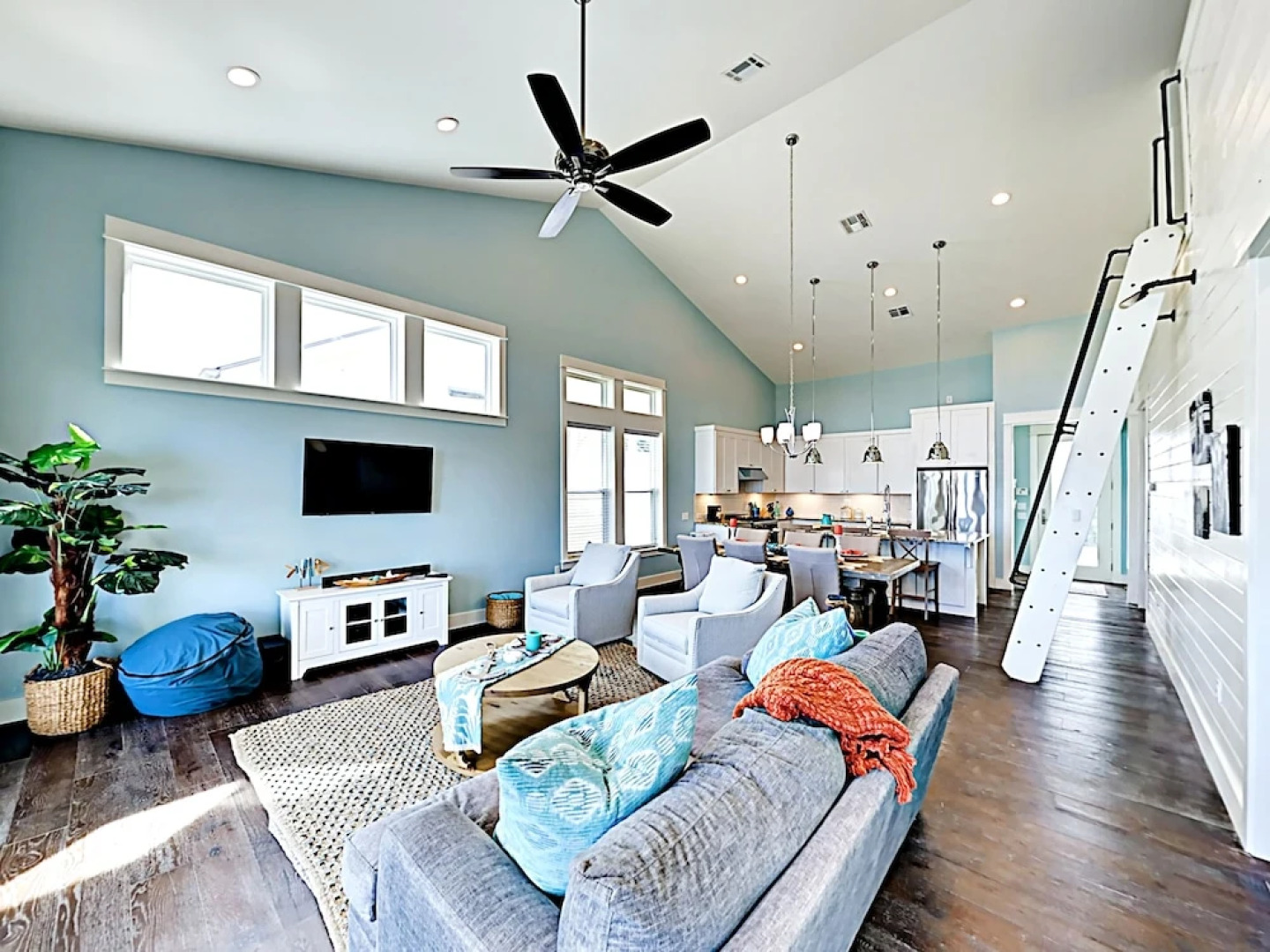 Reserve Lane Home 3 Bedrooms 2 Bathrooms Home