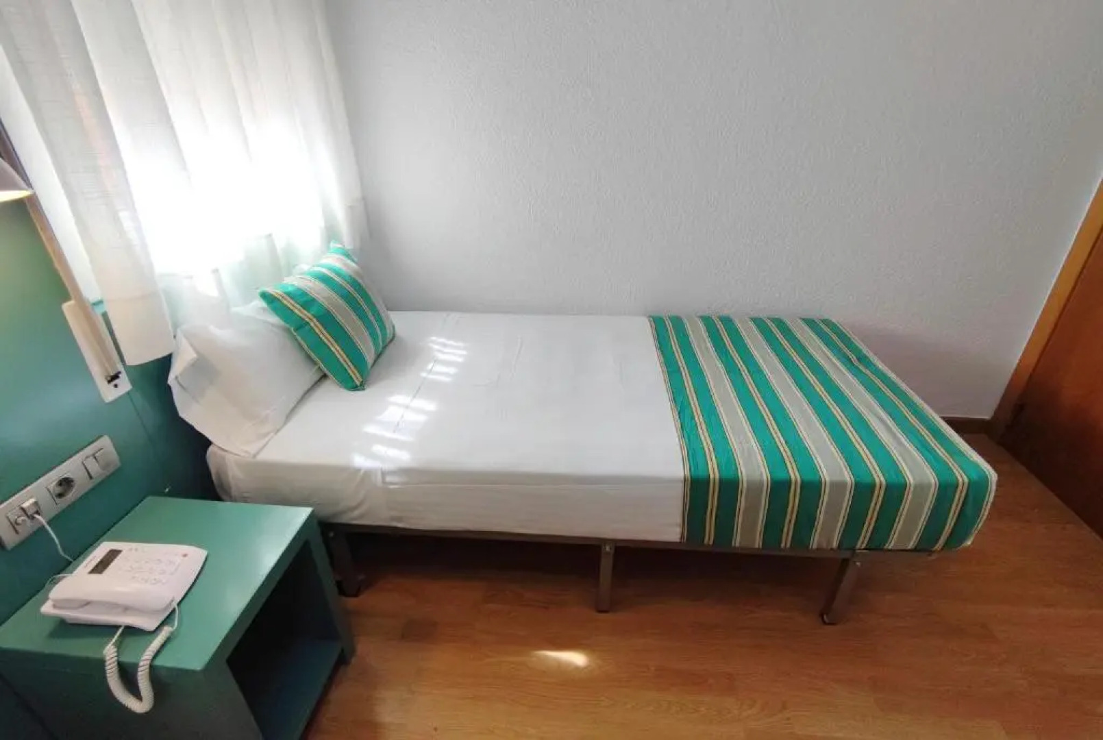 Yomo Hostal BCN Port