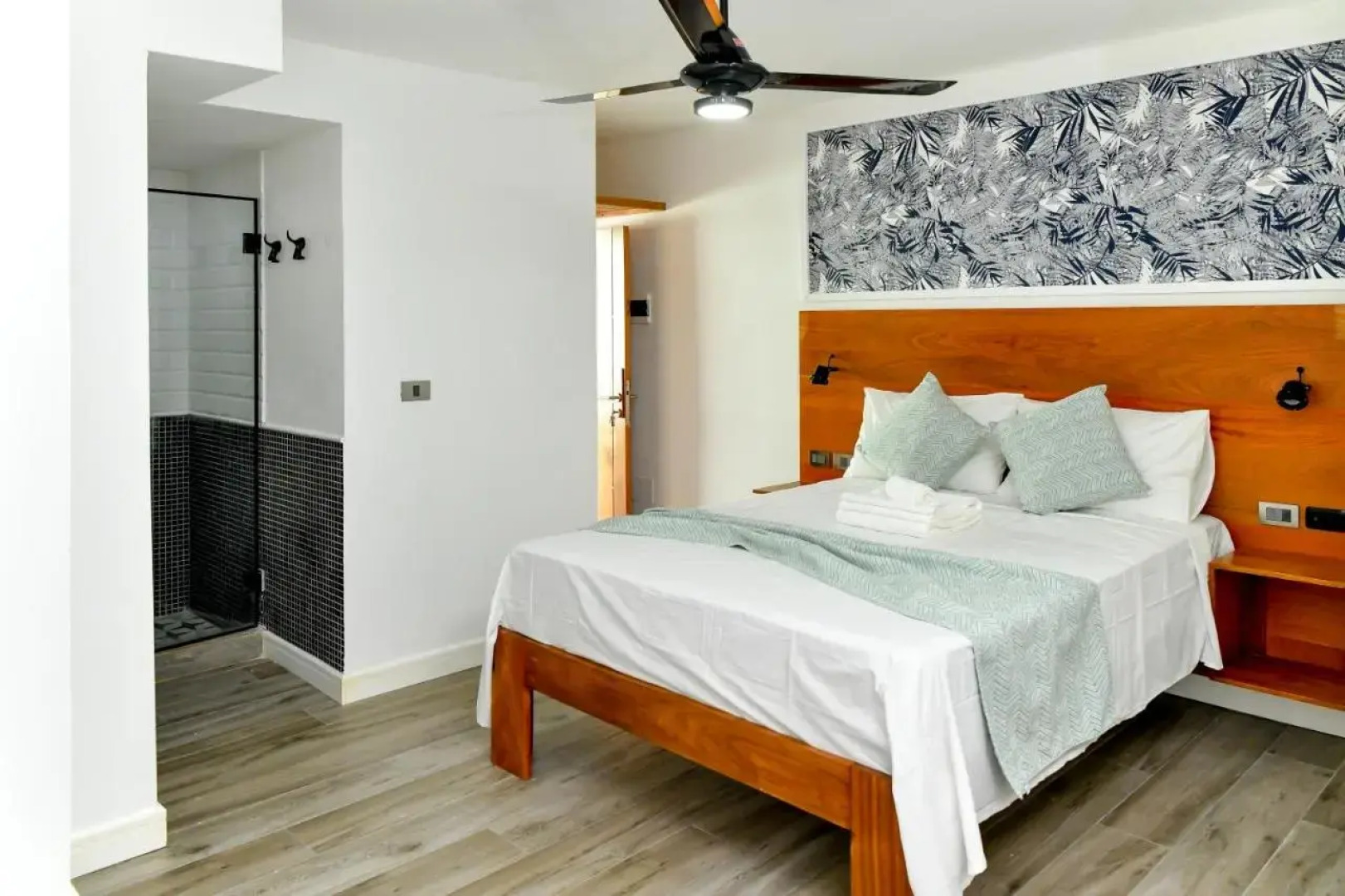 Yara Beach Apartahotel