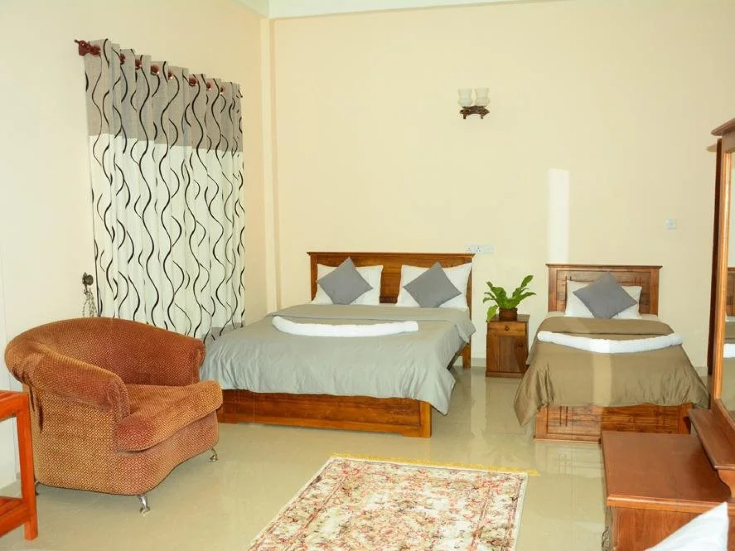 The Castlereagh Resort