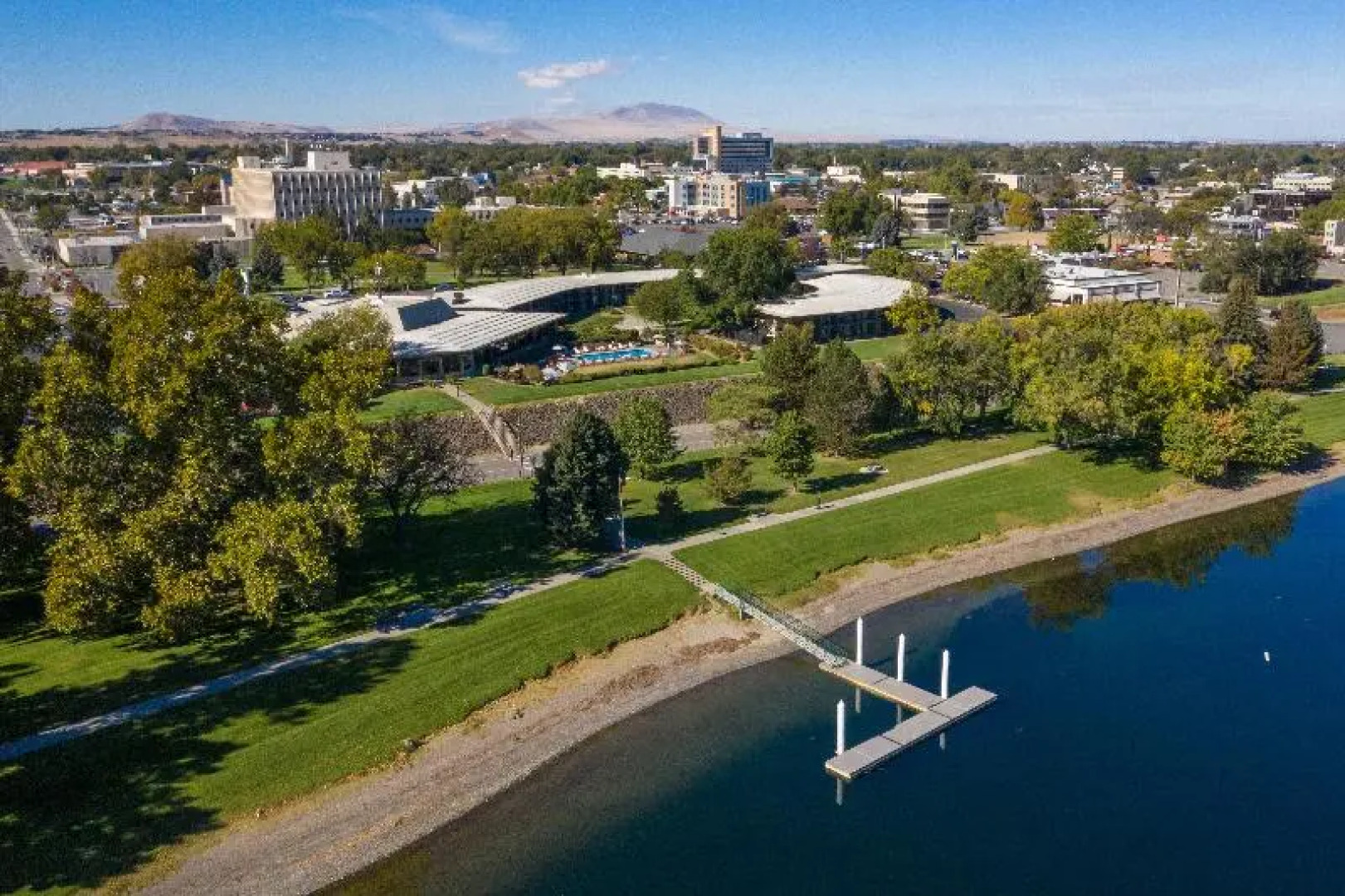 Holiday Inn Richland on the River