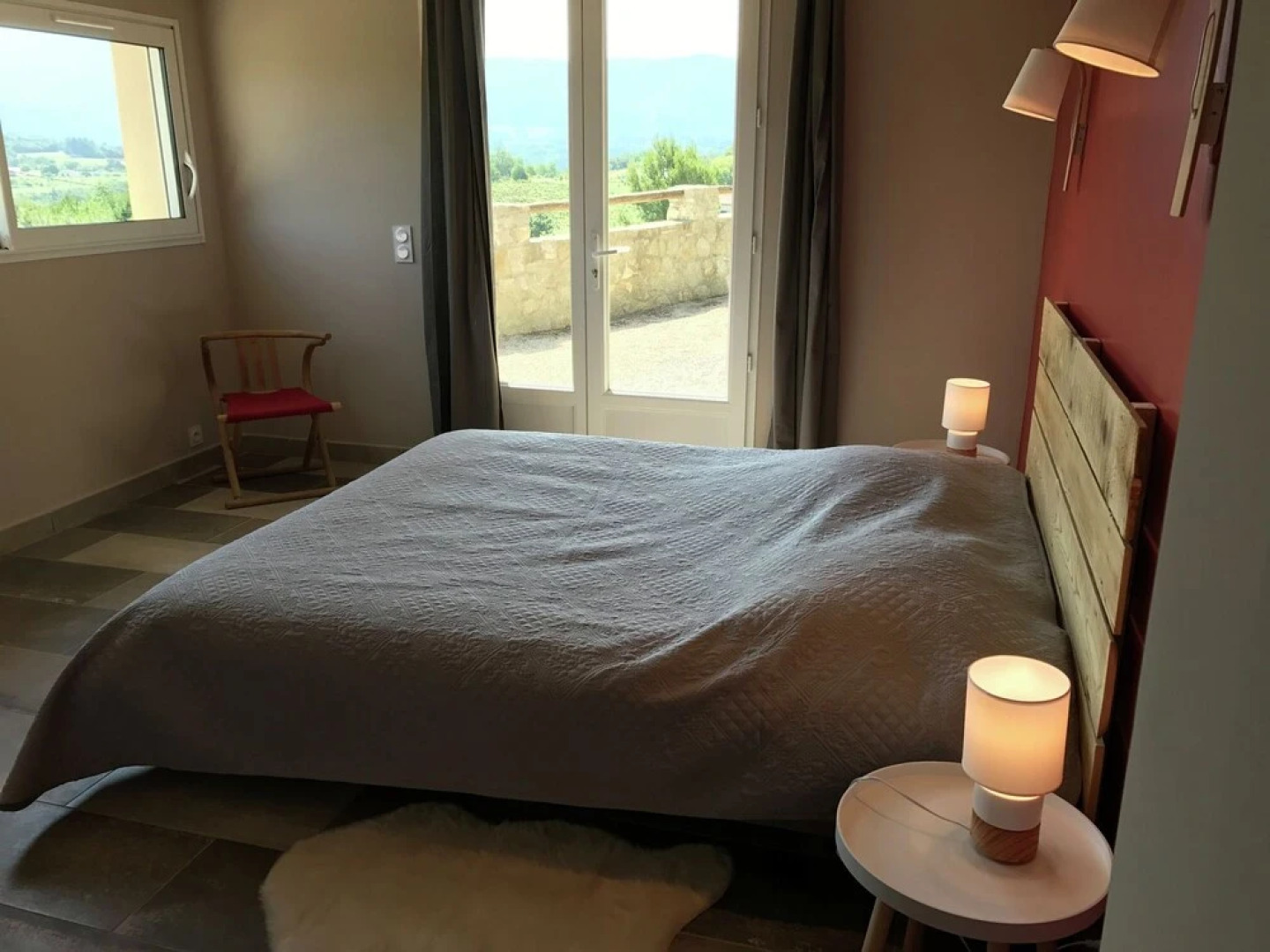 Private Infinity Pool, Beautiful View of Mont Ventoux, a Dream Spot!