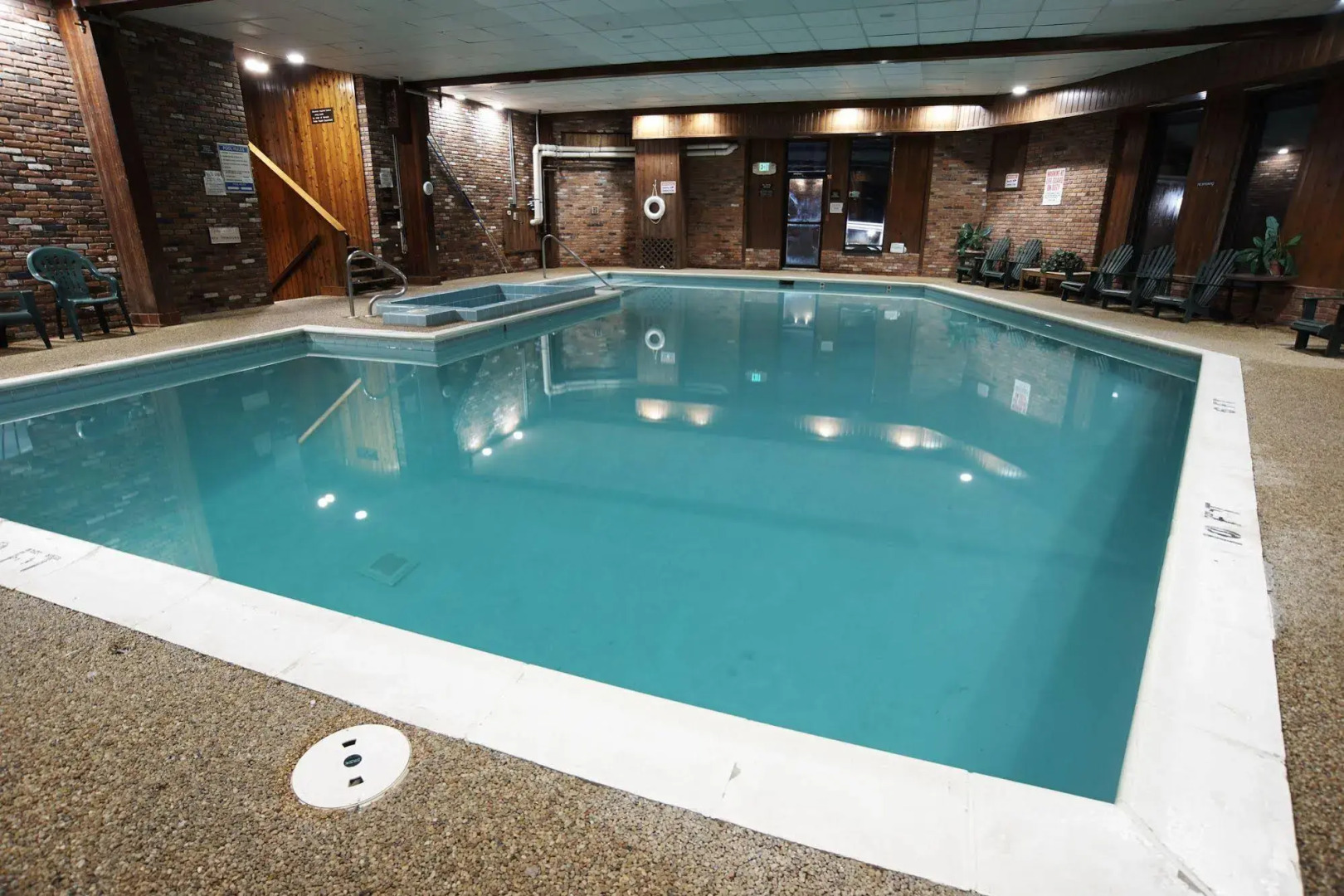 Cortina Inn & Resort