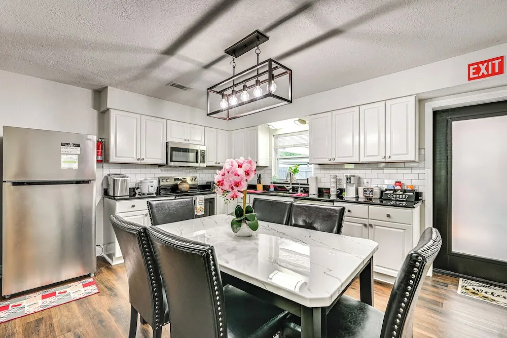 7 Mi to Busch Gardens: Lutz Home w/ Patio!