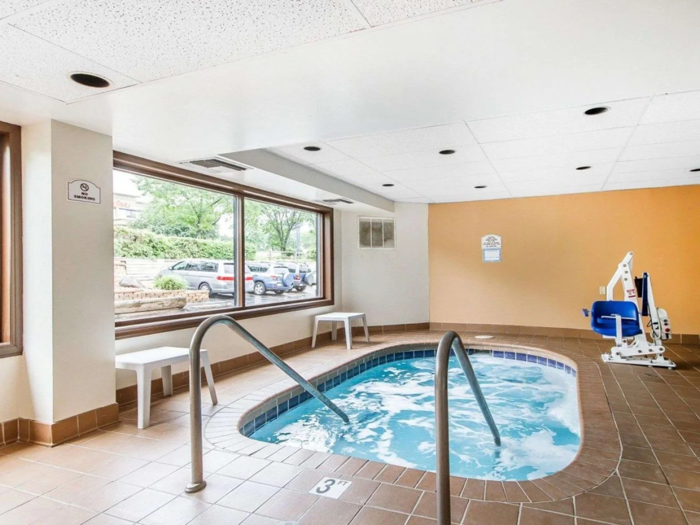 Rodeway Inn & Suites Madison East