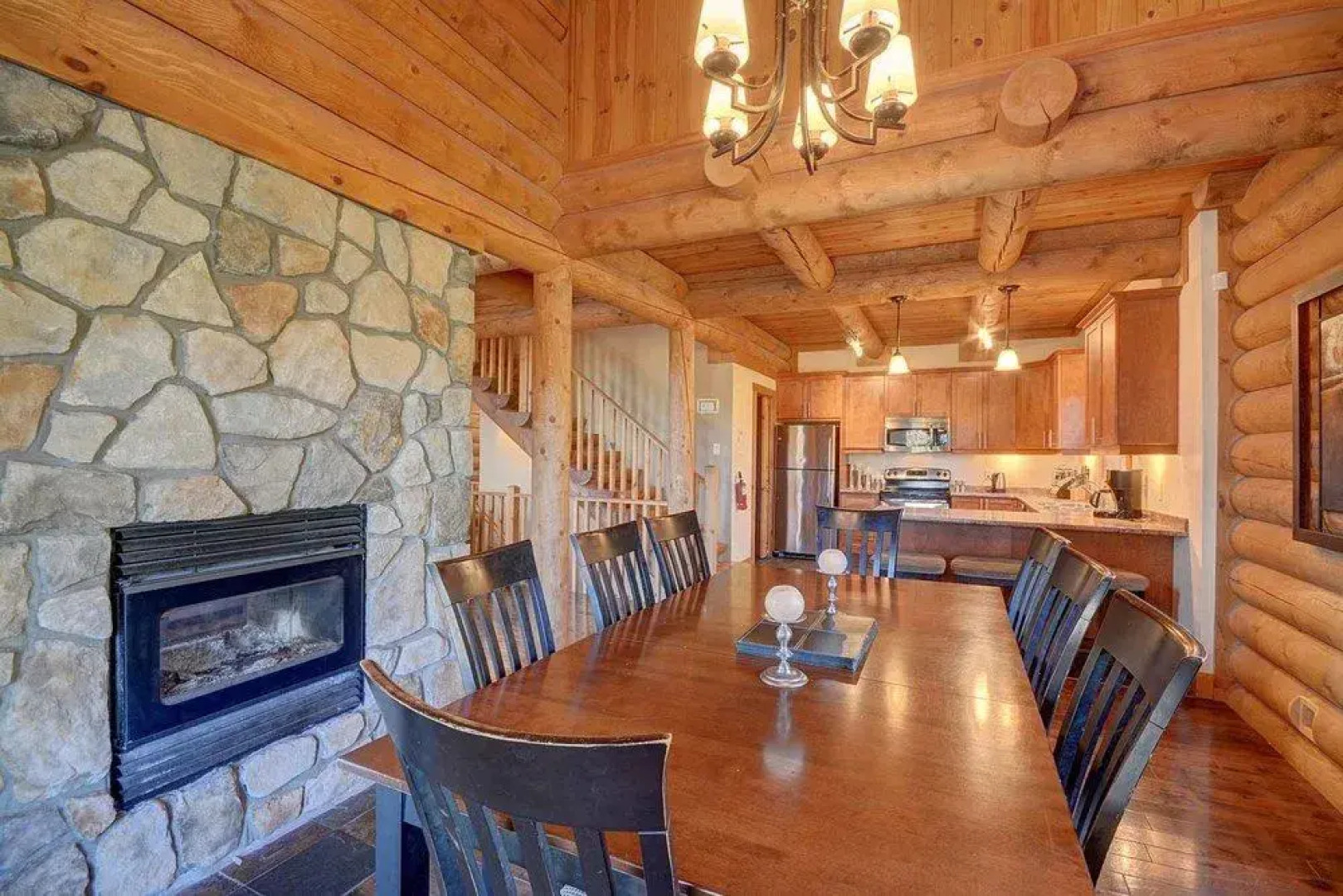 Chalet Nanook of the North