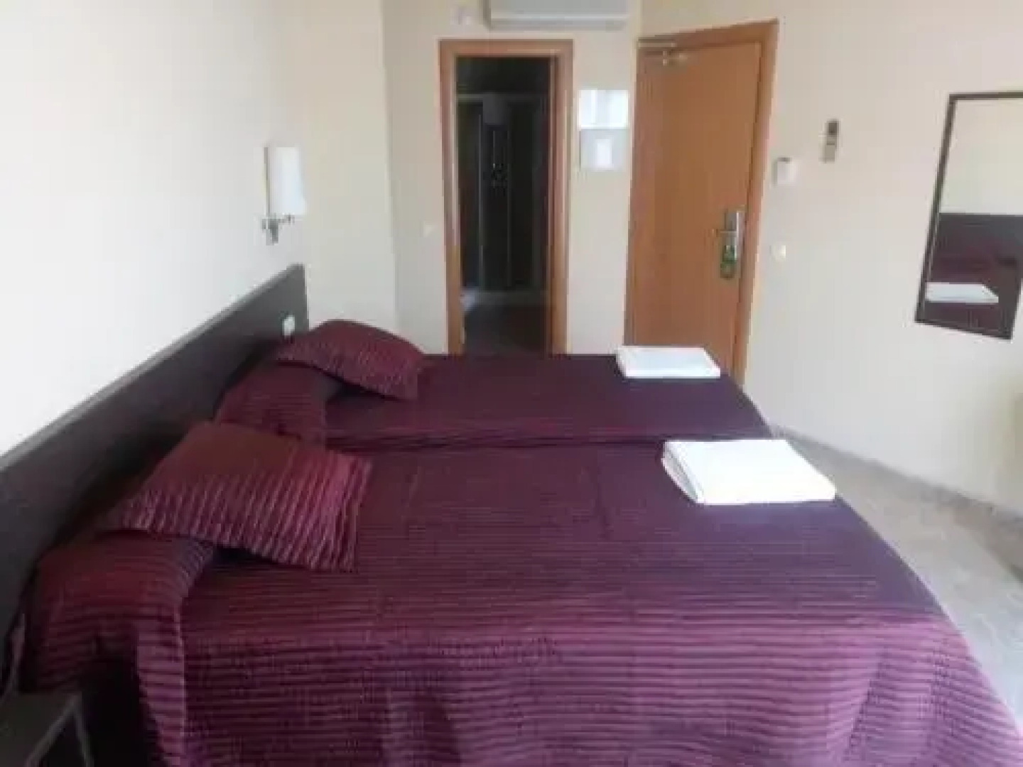 Hostal Sant Sadurní