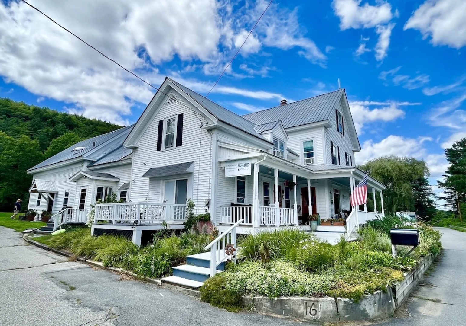 Harvest Barn Inn
