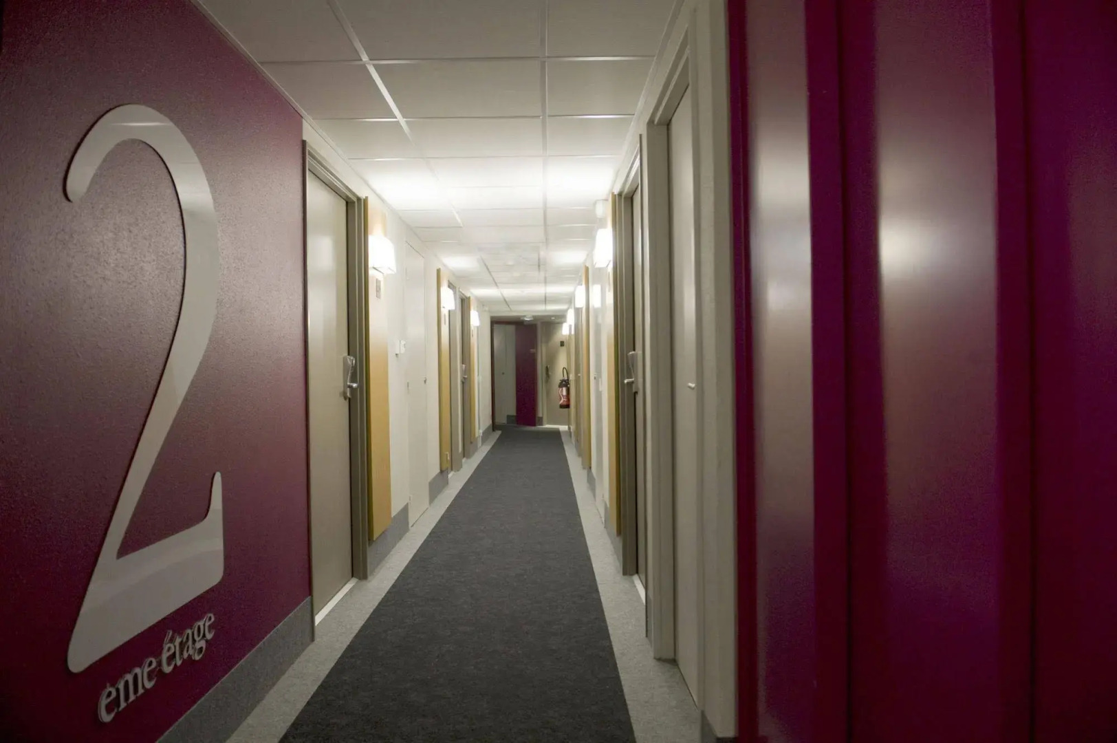 B&B HOTEL Aix-en-Provence Le Tholonet