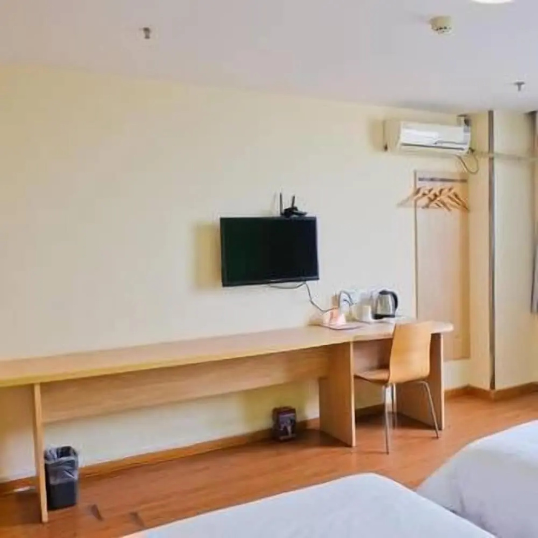 7 Days Inn Urumqi Yan An Road Branch