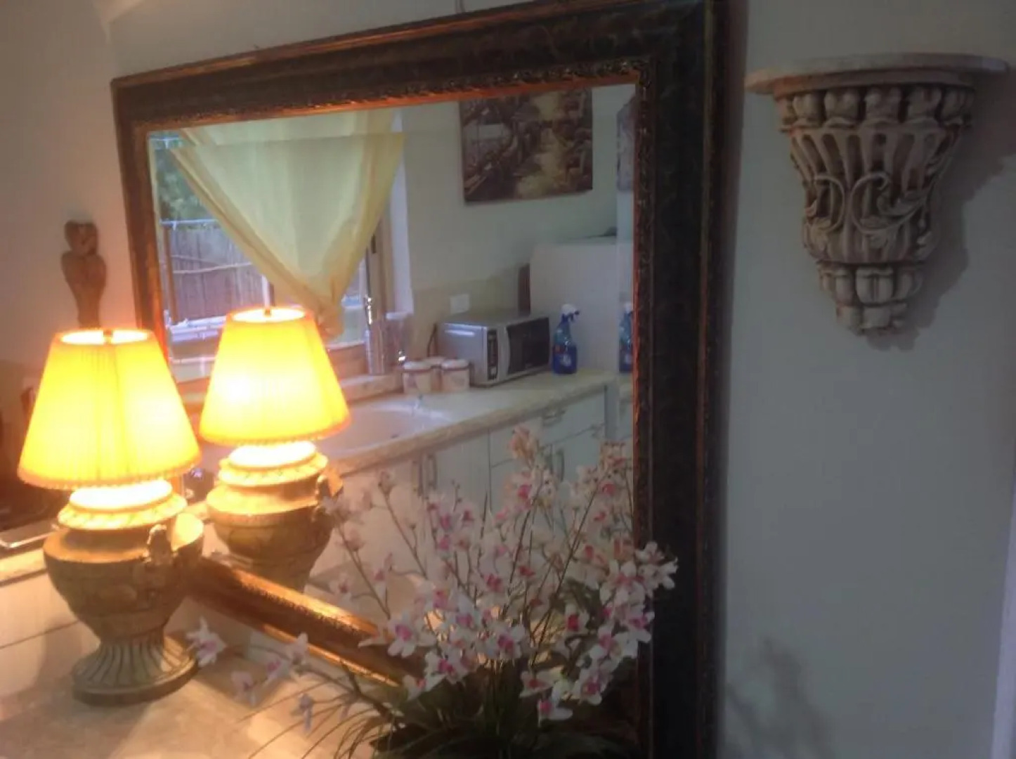 Rave's Accommodation