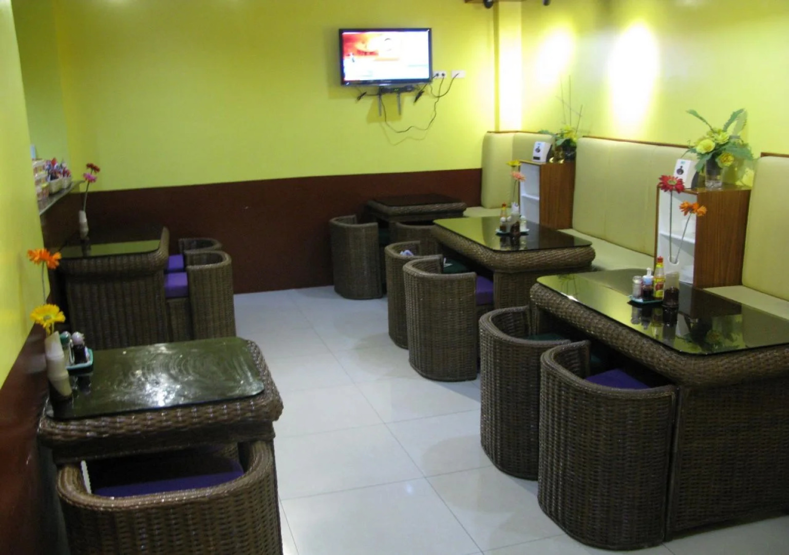 Jade Dragon's Suites