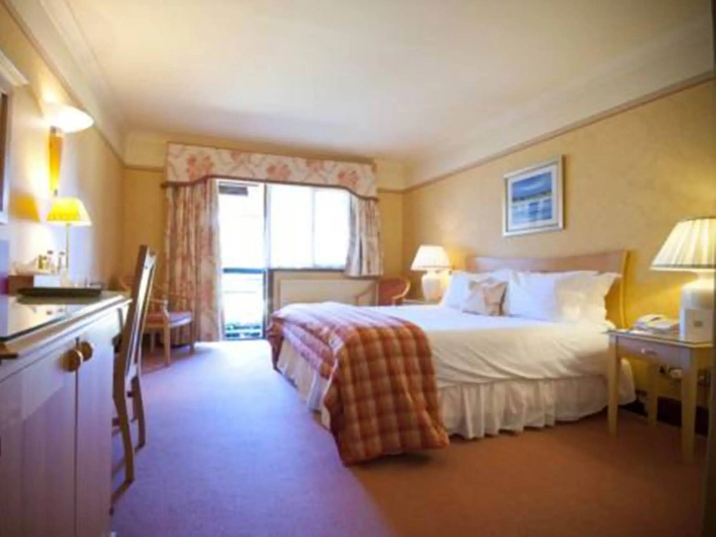 Careys Manor & Senspa