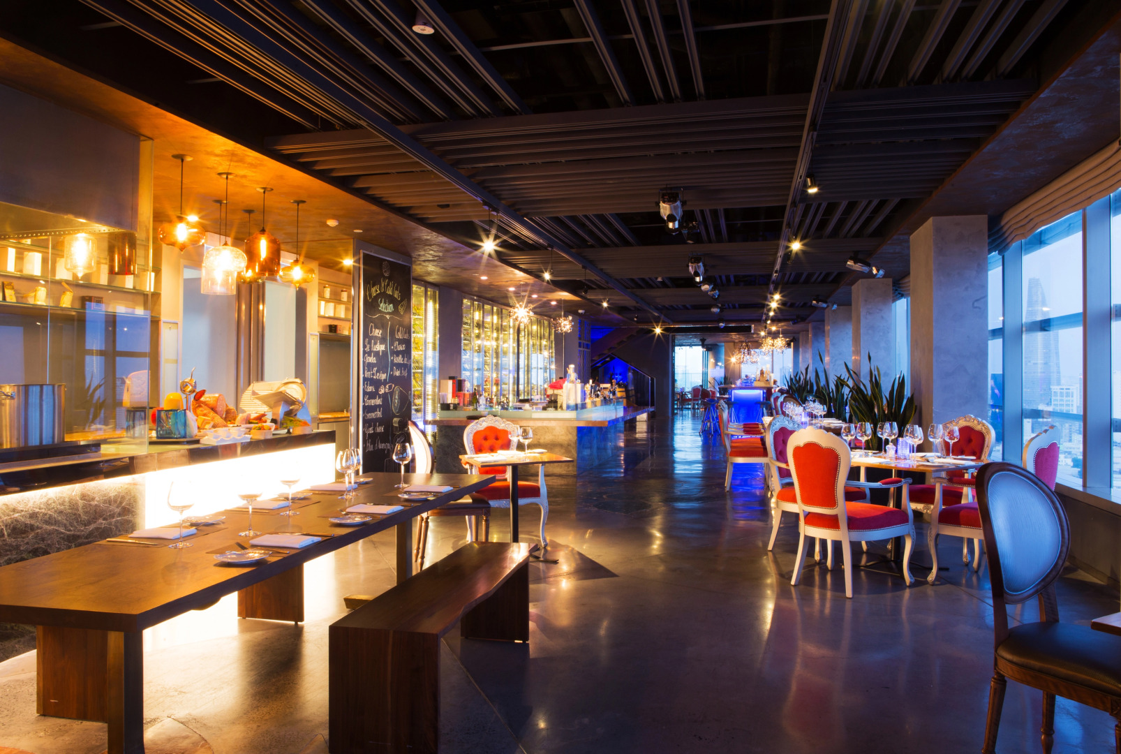 Pullman Saigon Centre