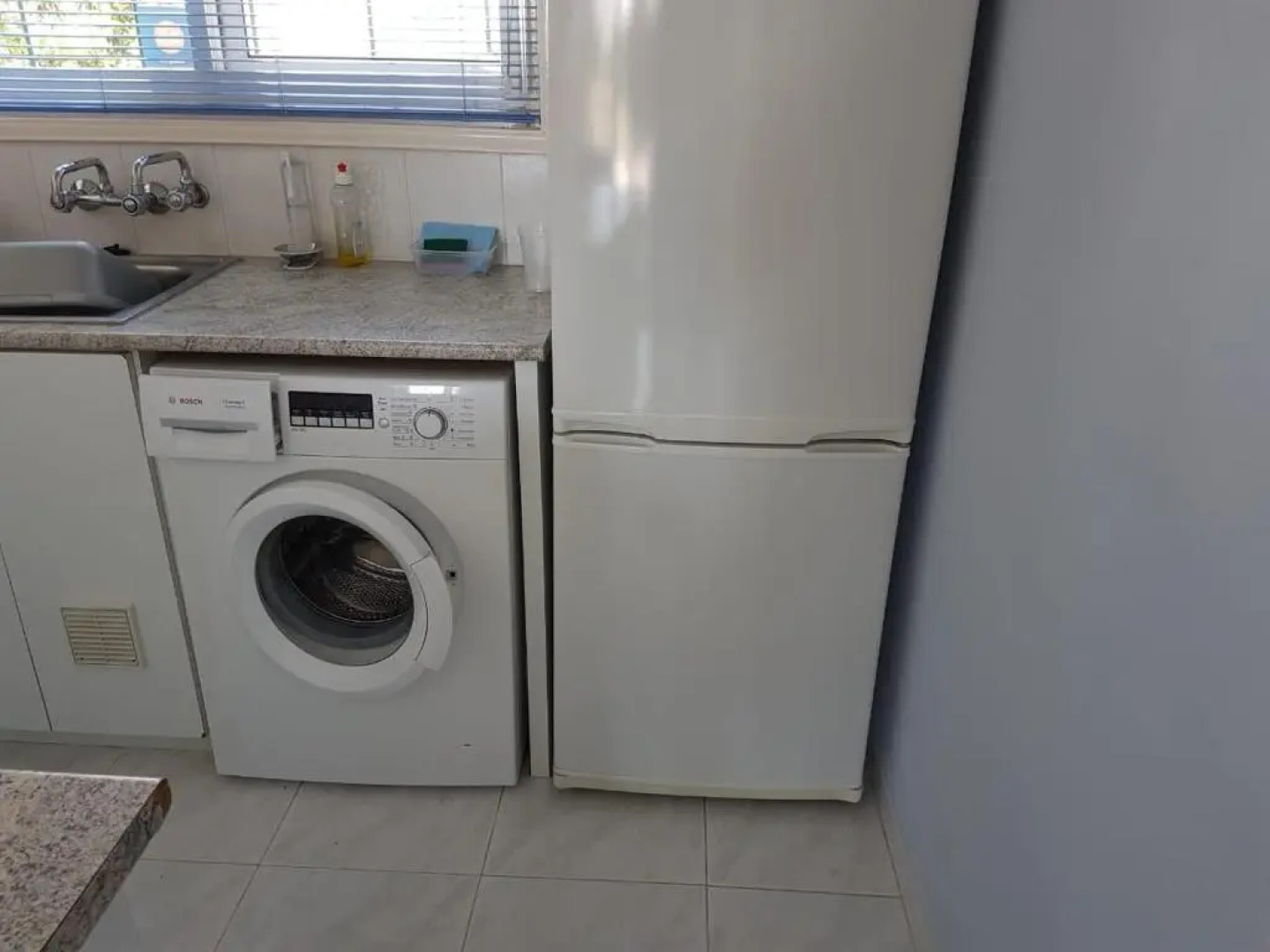 Pelagos Hill Apartment