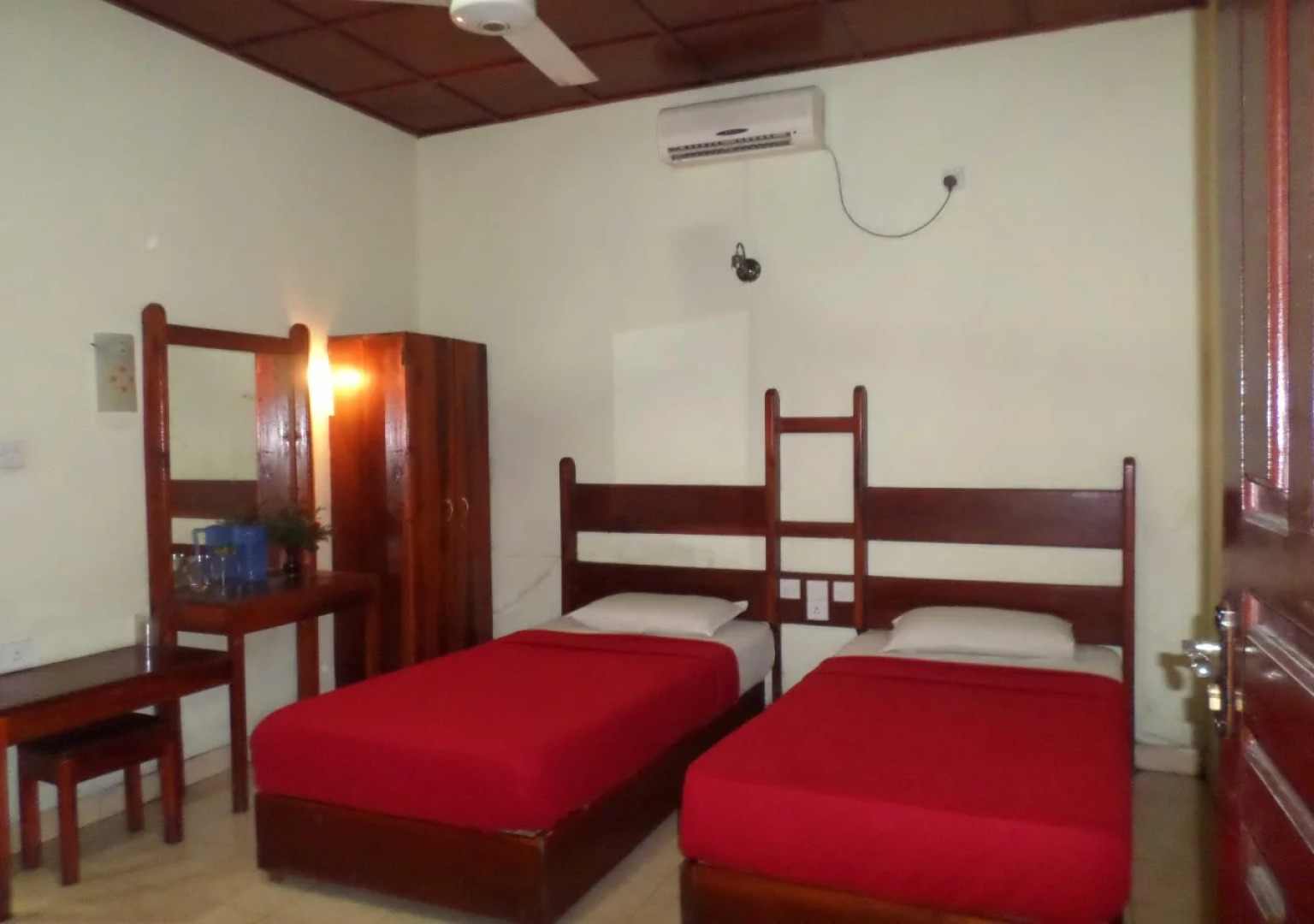 Green Woods Holiday Inn