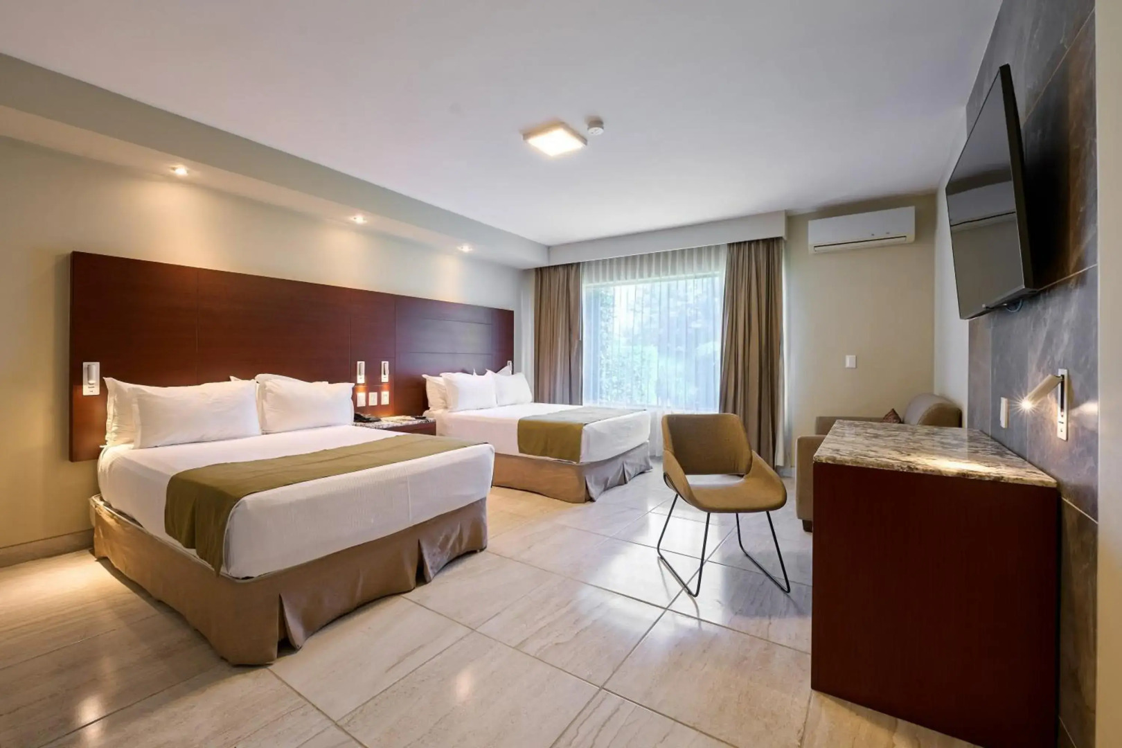 Hotel Estancia Business Class