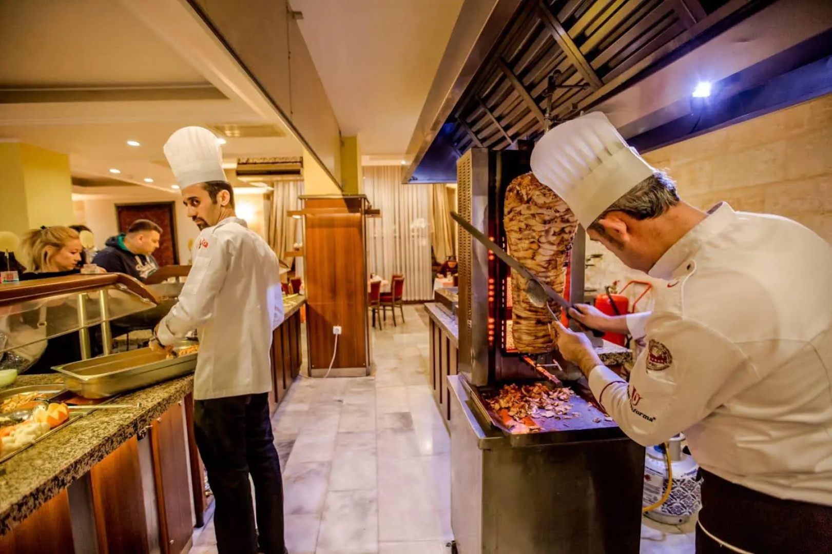 Tassaray Hotel