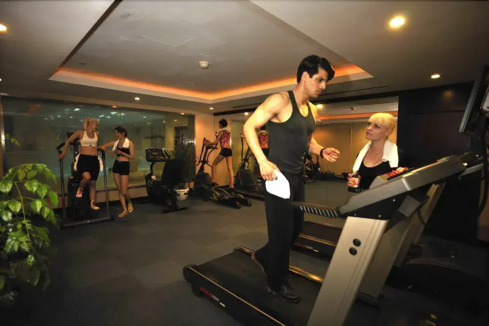 Xiangming Holiday Hotel