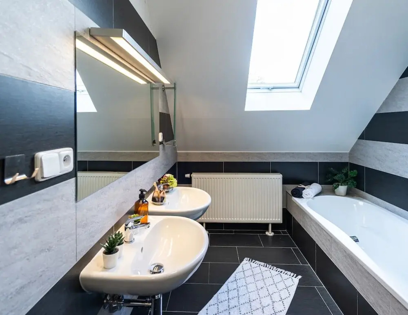 Villa in Lesany With Sauna and Jacuzzi