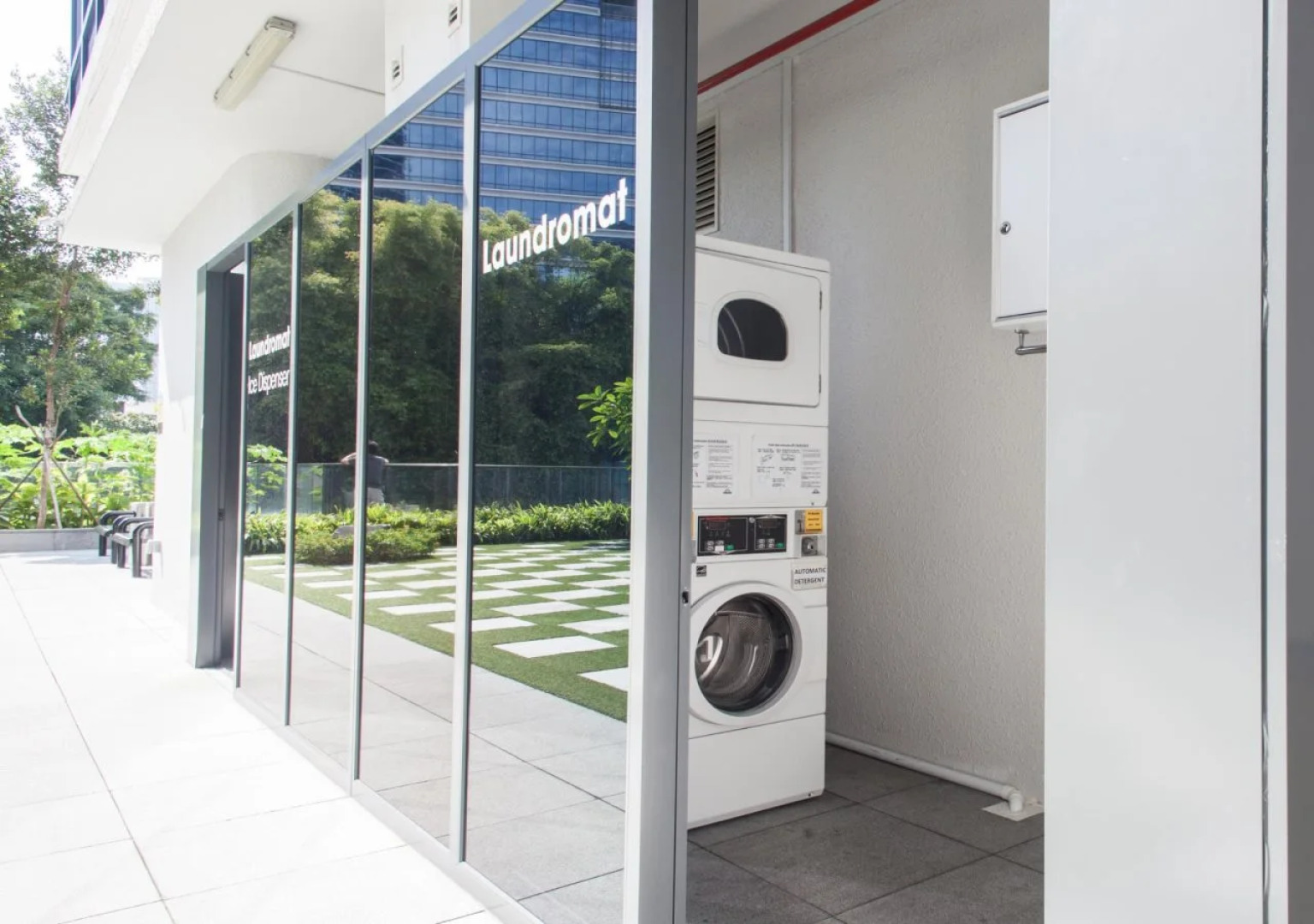 Days Hotel Singapore at Zhongshan Park